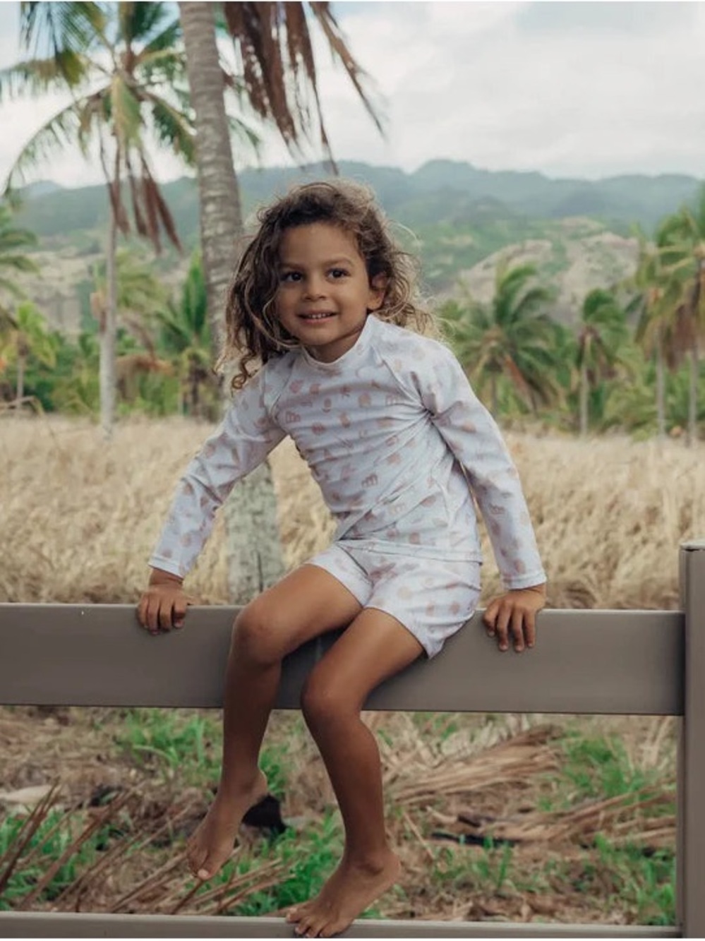 Ollie + Squish Kids Long-Sleeve Rashguard Set - Oasis Print